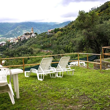 Casa Vacanze Tra Le Mura Levanto Exteriör bild