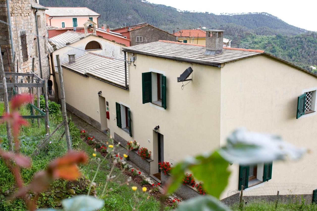 Casa Vacanze Tra Le Mura Levanto Exteriör bild