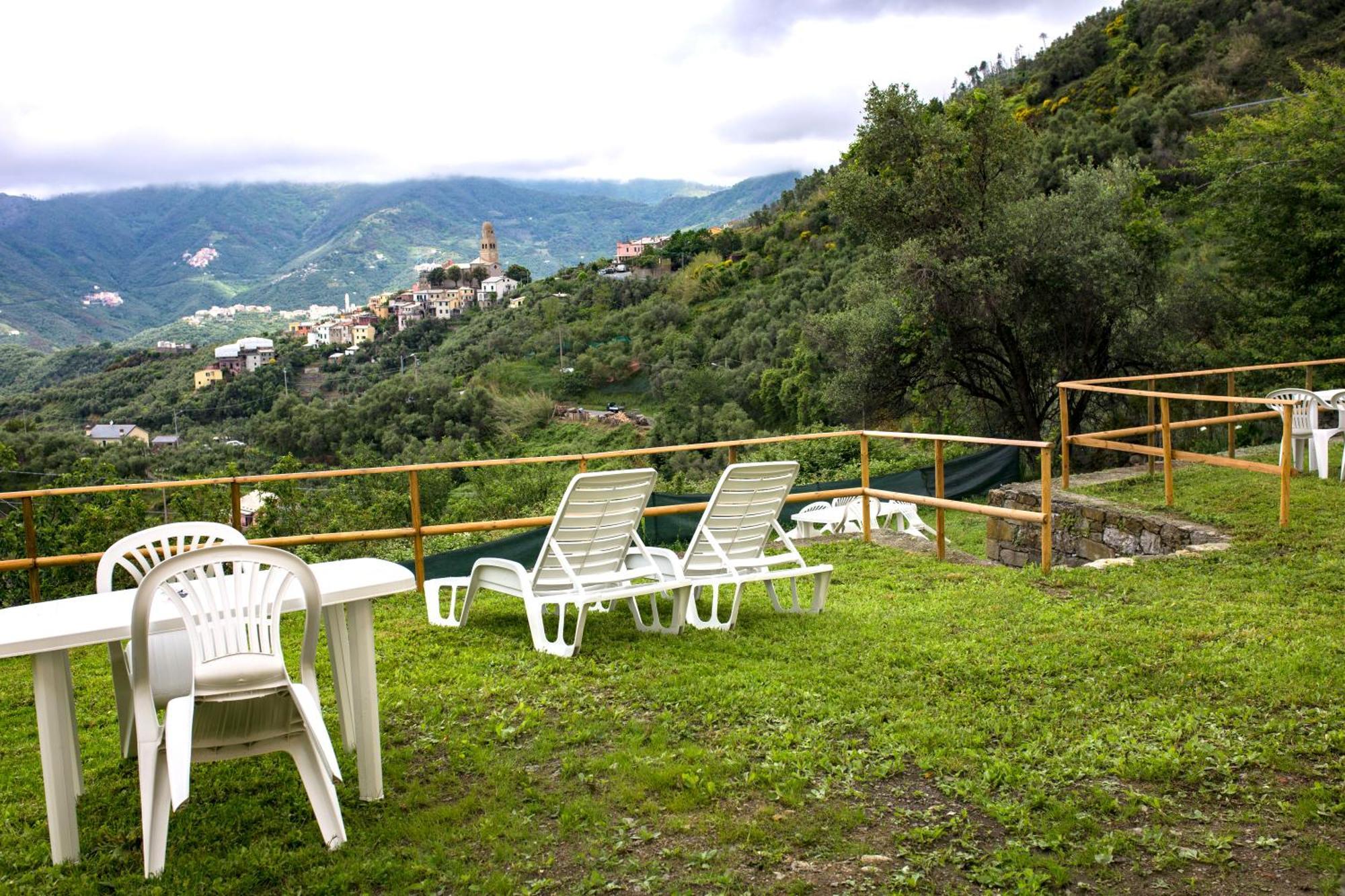 Casa Vacanze Tra Le Mura Levanto Exteriör bild