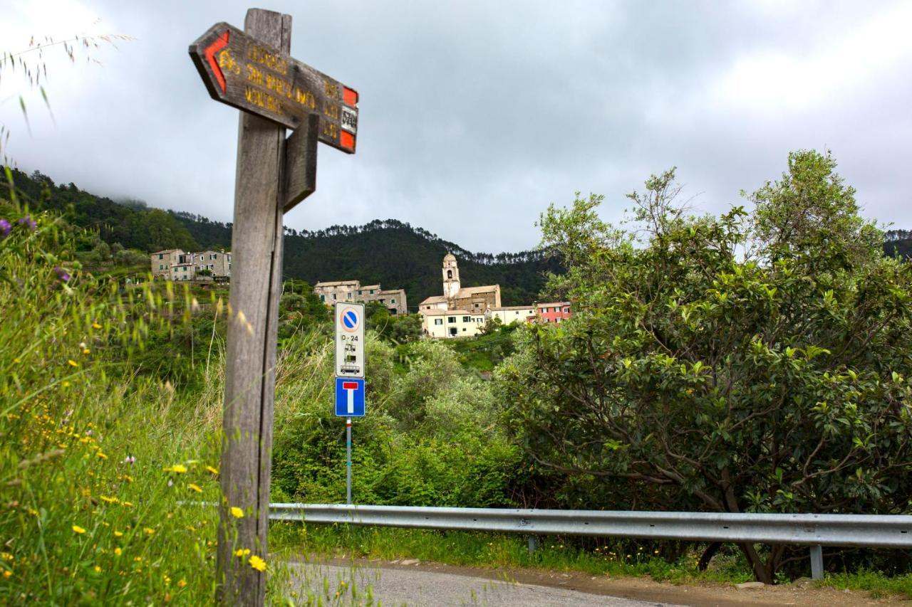 Casa Vacanze Tra Le Mura Levanto Exteriör bild